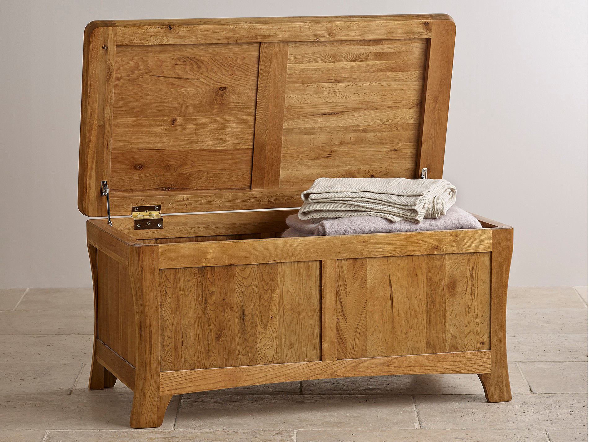 Orrick Rustic Solid Oak Storage Box Bedroom Furniture