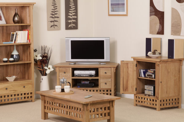 Zenda Room Setting Zenda Room Setting