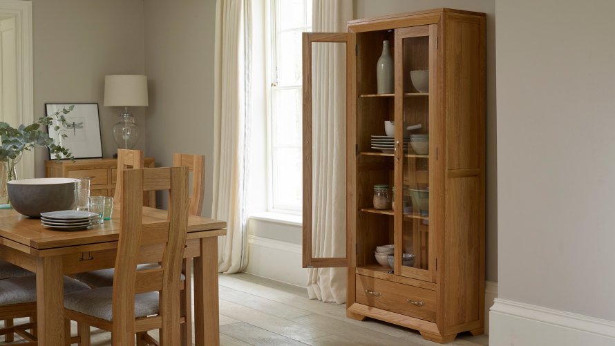 Display Oak Furniture Land