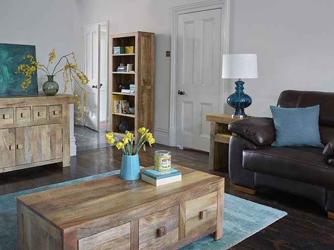 How To Style A Home With Dark Wood Floors, Dark Hardwood Floors With Dark Furniture