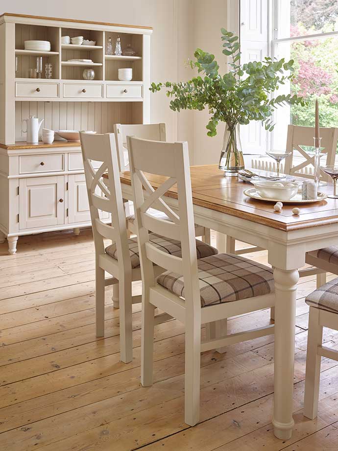 Take Your Seat Dining Room Benches Or Seats By Kimberly Duran The Oak Furniture Land Blog
