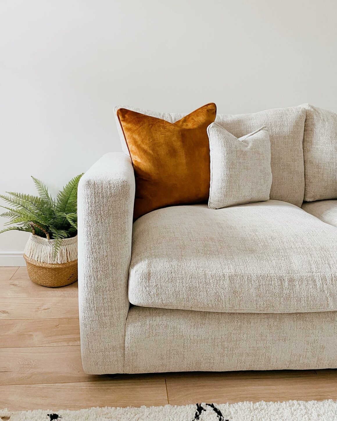 What’s the difference between a sofa and a loveseat?