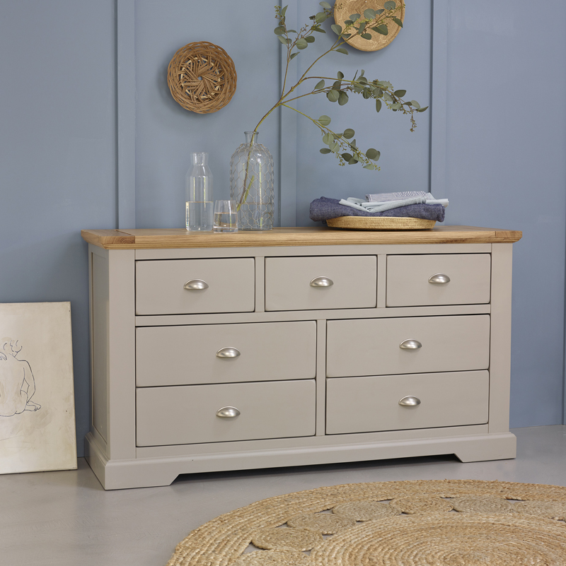 Grey painted chest of drawers
