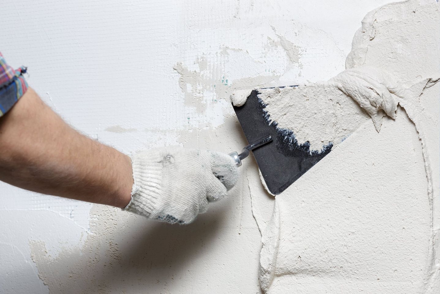 A Guide to Plastering: What Tools are Essential