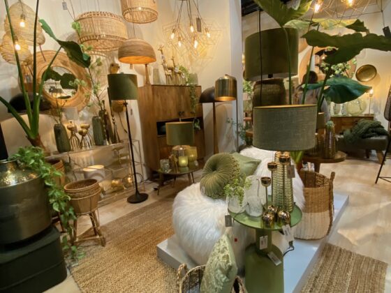 Gold, natural and earthy accessories on display at Maison & Objet Paris.