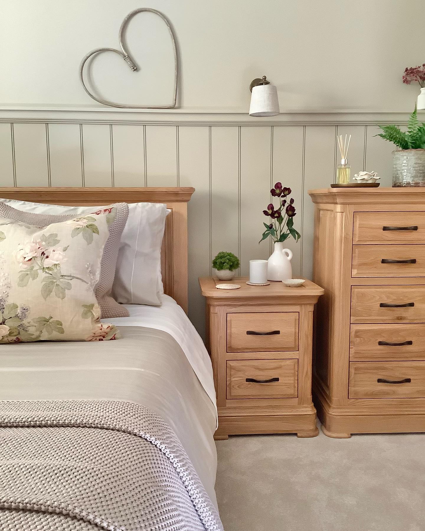 Best wardrobes for small bedrooms | Oak Furnitureland Blog
