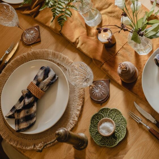 A table-dining room furniture-round wooden dining table-birds eye view