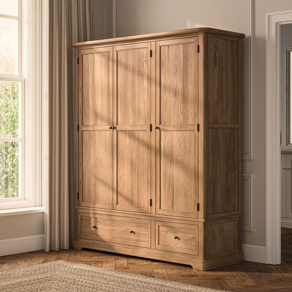 Natural Solid Oak Wardrobes - Triple Wardrobe - Brennan Range - Oak Furnitureland