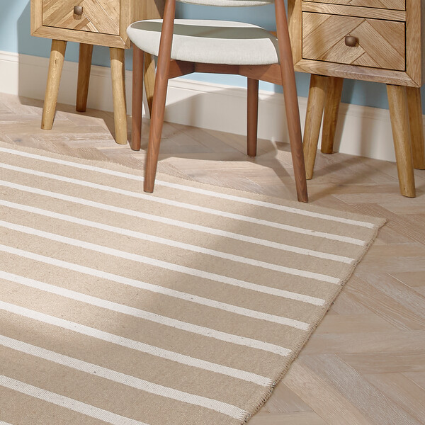 200 x 290cm - White  Rugs - Cruz Rug - Oak Furnitureland