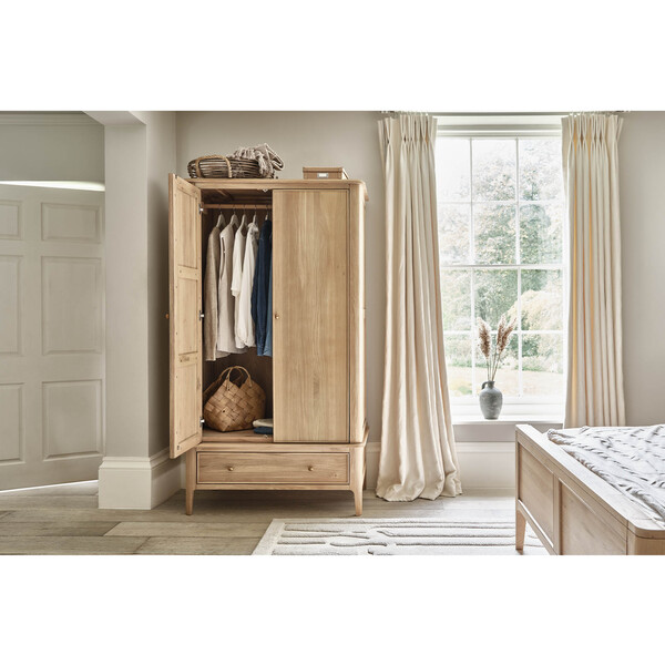 Light Natural Solid Oak Wardrobes - Double Wardrobe - Newton Range - Oak Furnitureland