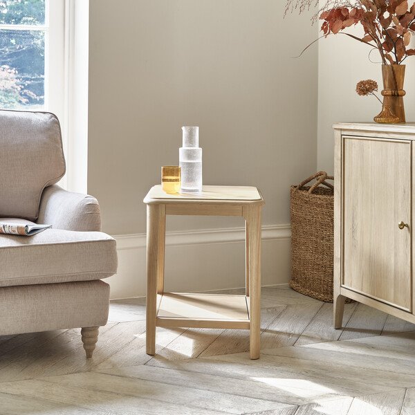 Light Natural Solid Oak Side Tables - Side Table - Newton Range - Oak Furnitureland