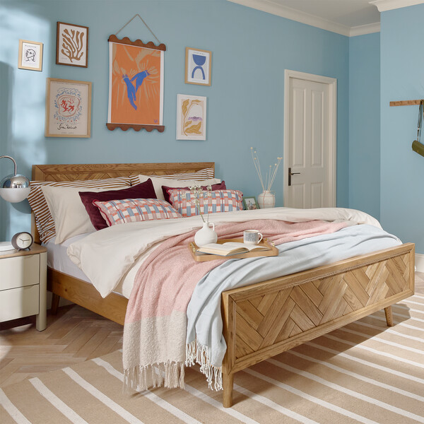 Brushed & Glazed Solid Oak Beds - Double Bed - Parquet Range - Oak Furnitureland