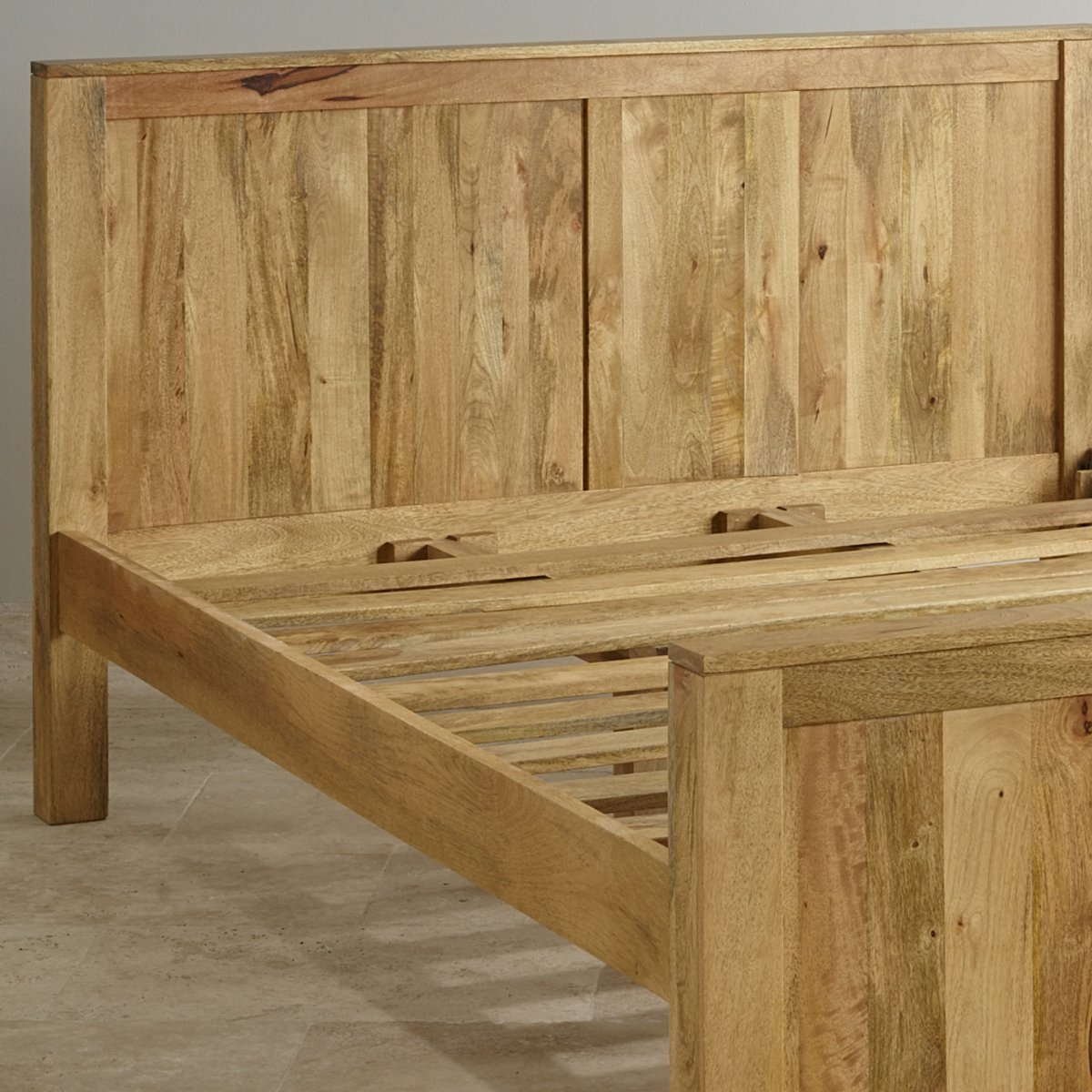 Mantis Light Natural Solid Mango Double Bed